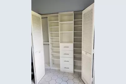 6061 N Falls Circle Drive #107, Lauderhill, FL 33319 - Photo 5