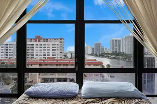 2017 S Ocean Dr, Hallandale Beach, FL 33009 - Photo 27