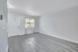 2741 NE 8th Ave, Wilton Manors, FL 33334 - Photo 7