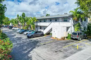 2741 NE 8th Ave, Wilton Manors, FL 33334 - Photo 21