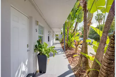 2741 NE 8th Avenue #15, Wilton Manors, FL 33334 - Photo 27