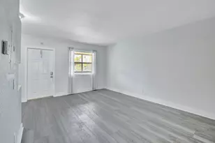 2741 NE 8th Ave, Wilton Manors, FL 33334 - Photo 7