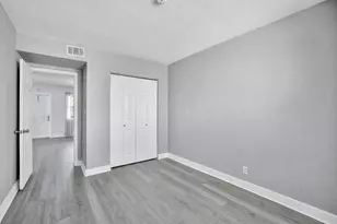 2741 NE 8th Ave, Wilton Manors, FL 33334 - Photo 13