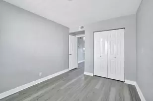 2741 NE 8th Ave, Wilton Manors, FL 33334 - Photo 15