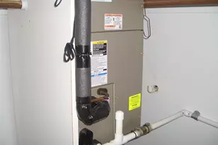 2737 NE 28th St, Pompano Beach, FL 33064 - Photo 5