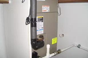 2737 NE 28th St, Lighthouse Point, FL 33064 - Photo 5