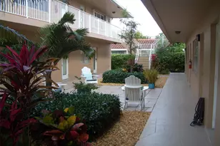 2737 NE 28th St, Lighthouse Point, FL 33064 - Photo 13