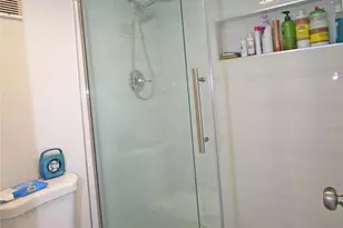 1100 St Charles Pl, Pembroke Pines, FL 33026 - Photo 19