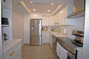 1100 St Charles Pl, Pembroke Pines, FL 33026 - Photo 1