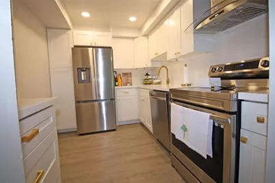 1100 Saint Charles Place #521, Pembroke Pines, FL 33026 - Photo 11