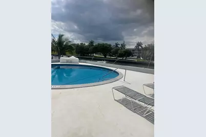 [Address not provided], Hallandale Beach, FL 33009 - Photo 17