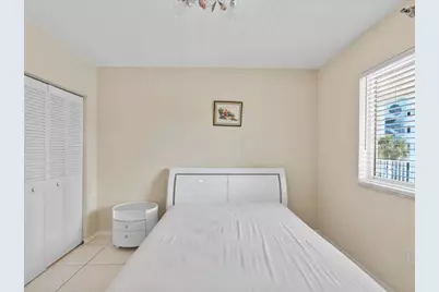 18260 N Bay Road #304, North Miami Beach, FL 33160 - Photo 23