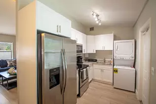 24 SW 4th Ave, Delray Beach, FL 33444 - Photo 9