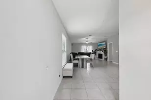 16621 Sunburst Lake St, Wimauma, FL 33598 - Photo 11