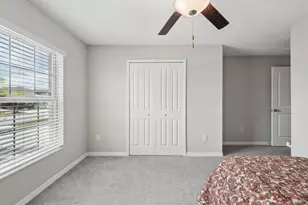 16621 Sunburst Lake St, Wimauma, FL 33598 - Photo 23