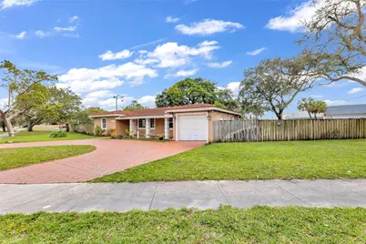5912 Tyler Street, Hollywood, FL 33021 - Photo 9