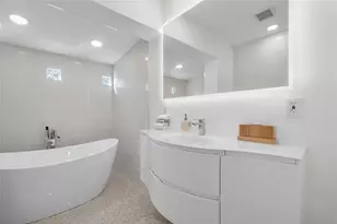 450 N Victoria Park Rd, Fort Lauderdale, FL 33301 - Photo 25