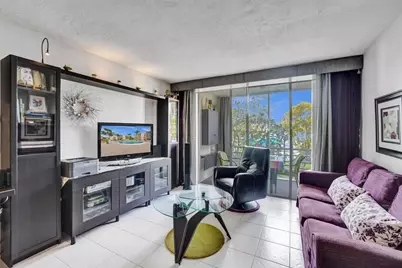 2831 Somerset Drive #107, Fort Lauderdale, FL 33311 - Photo 9