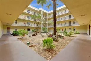 2831 Somerset Dr, Fort Lauderdale, FL 33311 - Photo 21