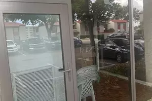 11537 NW 10th St, Hollywood, FL 33026 - Photo 3