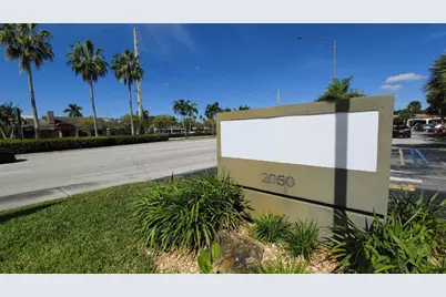 2050 N University Drive, Sunrise, FL 33322 - Photo 3