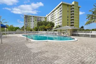 4400 Hillcrest Dr, Hollywood, FL 33021 - Photo 37