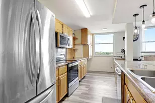 4400 Hillcrest Dr, Hollywood, FL 33021 - Photo 13