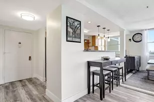 4400 Hillcrest Dr, Hollywood, FL 33021 - Photo 3