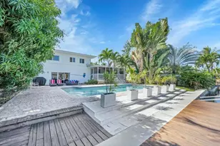 1771 NE 35th St, Oakland Park, FL 33334 - Photo 21