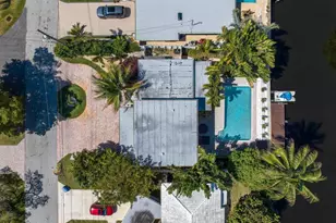 1771 NE 35th St, Oakland Park, FL 33334 - Photo 15