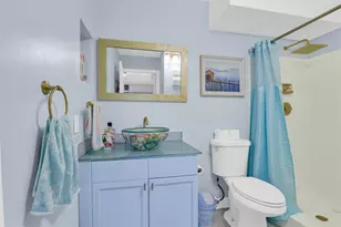 935 NE 199th St, Miami, FL 33179 - Photo 7