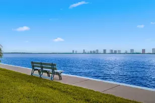 301 Lake Shore Dr, Lake Park, FL 33403 - Photo 37