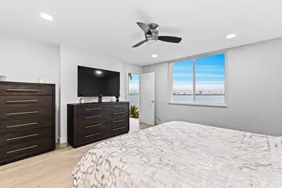 301 Lake Shore Drive #401, West Palm Beach, FL 33403 - Photo 15