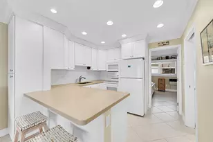 1110 N Riverside Dr, Pompano Beach, FL 33062 - Photo 5