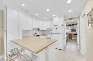 1110 N Riverside Dr, Pompano Beach, FL 33062 - Photo 5