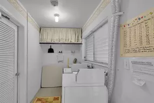 1110 N Riverside Dr, Pompano Beach, FL 33062 - Photo 31