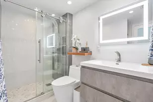 20505 E Country Club Dr, Aventura, FL 33180 - Photo 13