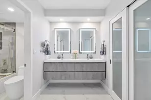 20505 E Country Club Dr, Aventura, FL 33180 - Photo 9