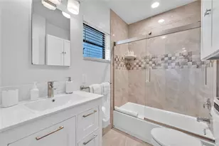 2740 NE 15th St, Fort Lauderdale, FL 33304 - Photo 29