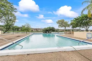 3955 N Nob Hill Rd, Sunrise, FL 33351 - Photo 13