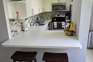 9400 Live Oak Pl, Davie, FL 33324 - Photo 11