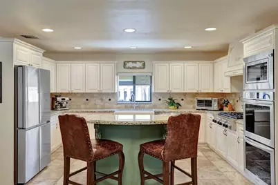 2000 NE 31st Avenue, Fort Lauderdale, FL 33305 - Photo 13