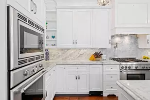 1733 SE 10th St, Fort Lauderdale, FL 33316 - Photo 9