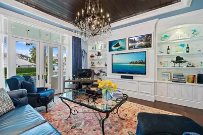 1733 SE 10th Street, Fort Lauderdale, FL 33316 - Photo 1