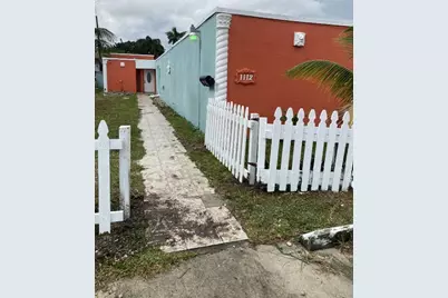 1110 S 29th Avenue, Hollywood, FL 33020 - Photo 9