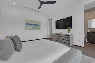 727 NE 17th Way, Fort Lauderdale, FL 33304 - Photo 61