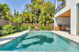 727 NE 17th Way, Fort Lauderdale, FL 33304 - Photo 15