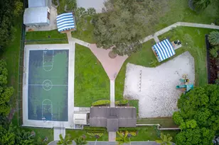 4161 Coral Tree Cir, Pompano Beach, FL 33073 - Photo 35