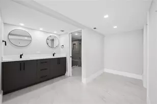 3900 Galt Ocean Dr, Fort Lauderdale, FL 33308 - Photo 89