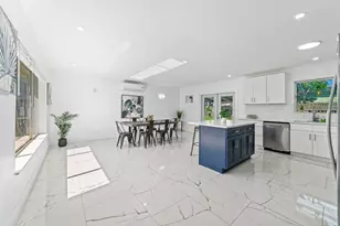 1215 NE 200th St, Miami, FL 33179 - Photo 3